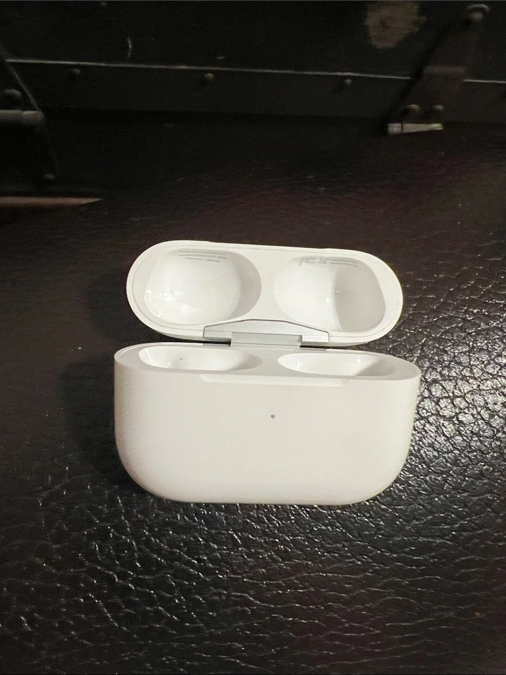 Apple Wireless Earbuds Charging Case